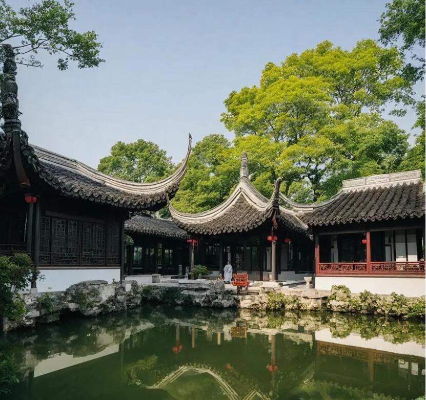 成都花留土建有限公司